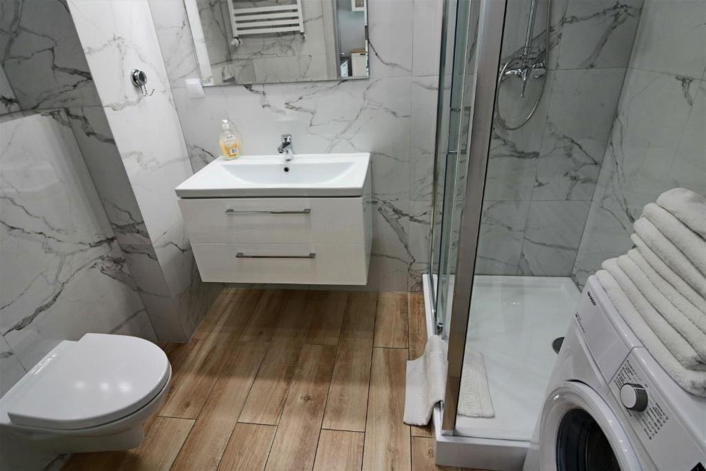 Kúpeľňa v ubytovaní Bliżej Morza Luxury Apartments