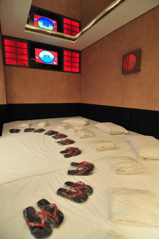  Harmony Motel