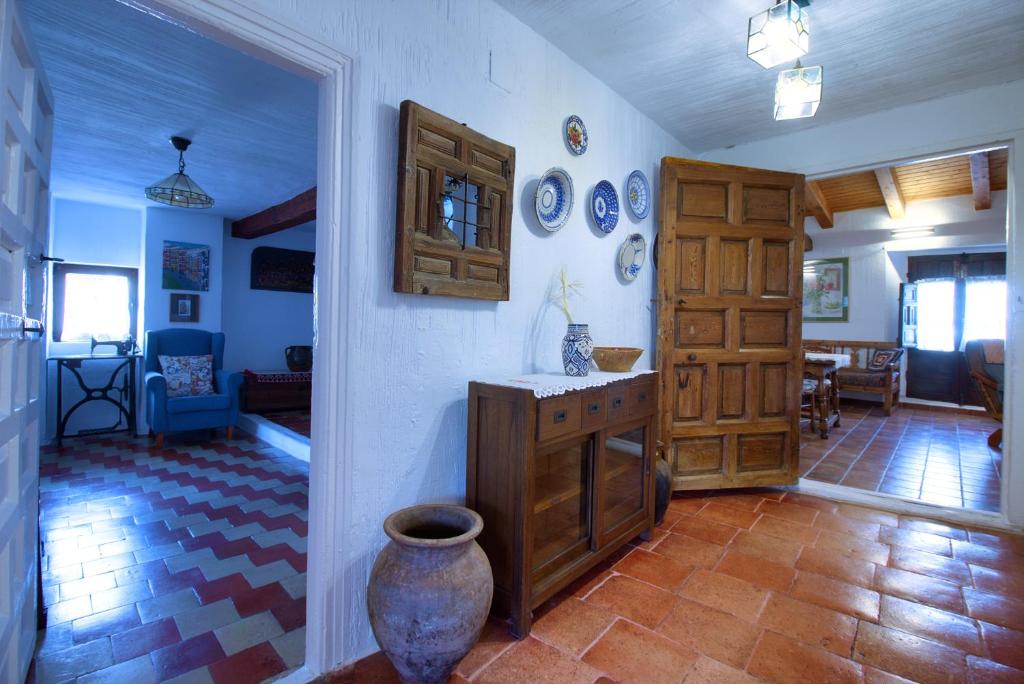 A kitchen or kitchenette at Cuencaloft Alfonso VIII