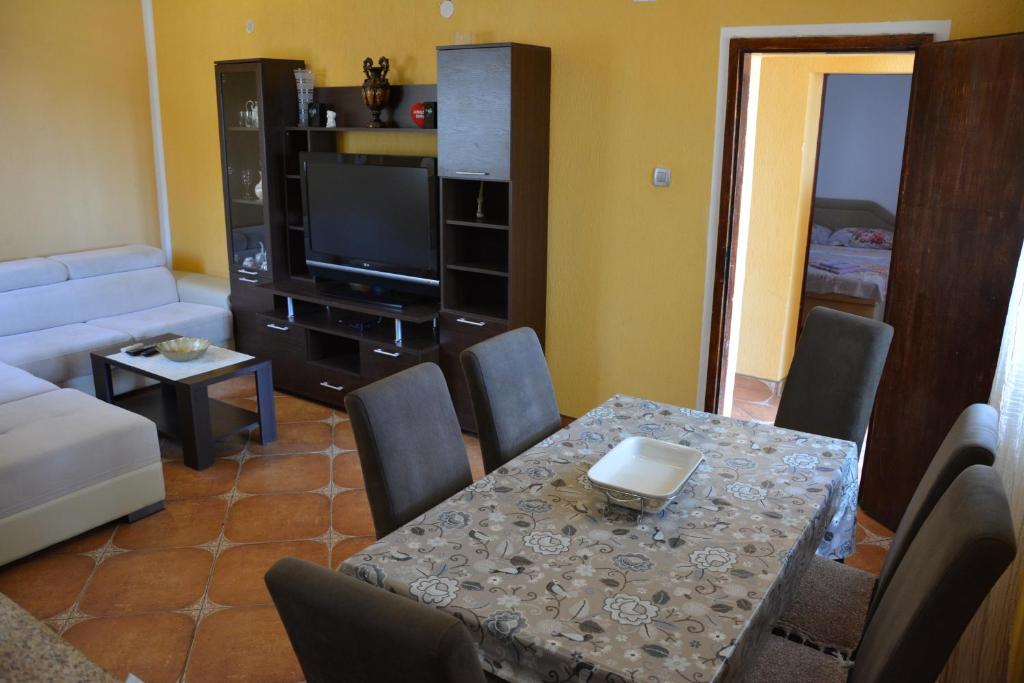 Apartments Djedovic 2 - 3