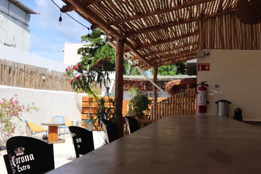 Restaurace v ubytování Wabi Hostel