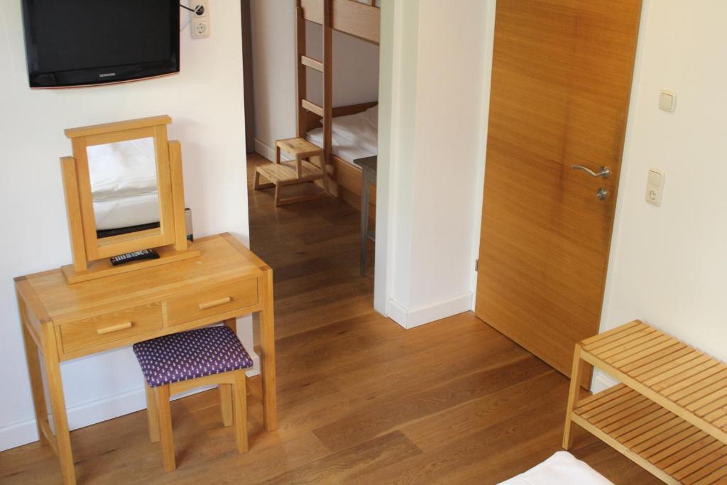 Televízia a/alebo spoločenská miestnosť v ubytovaní Villa Augustine In Hinterglemm Zentrum