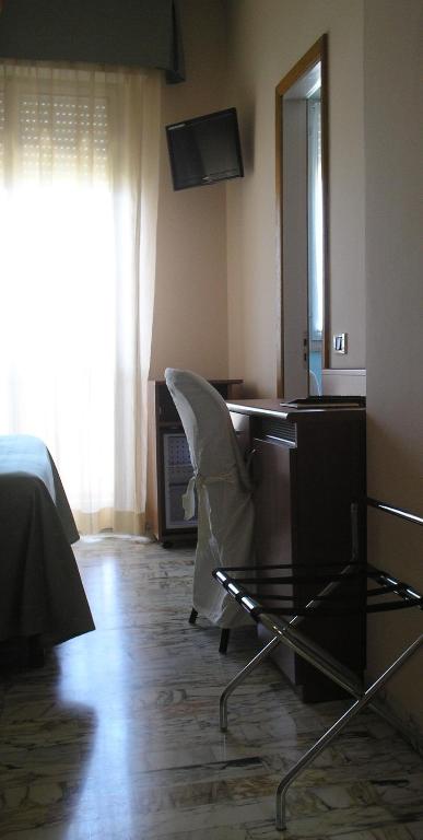 Hotel Continental Fano - Single Room