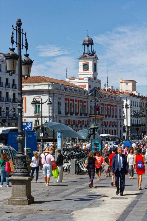 Hosté ubytování Arenal Suites Puerta del Sol