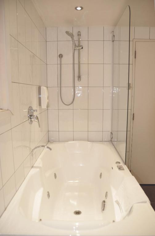 St James Apartments - Resim 45