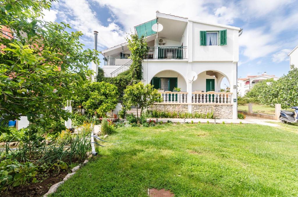 Apartments Sunset beach, Vodice (updated prices 2024)