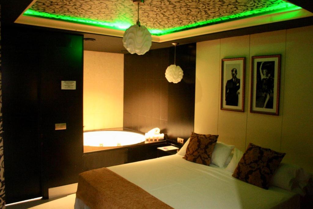 Hotel Años 50 - Bañera de hidromasaje en Torremolinos