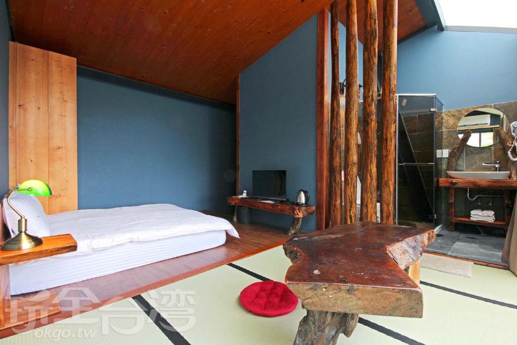 Voodi või voodid majutusasutuse Yue Lake Backpackers toas