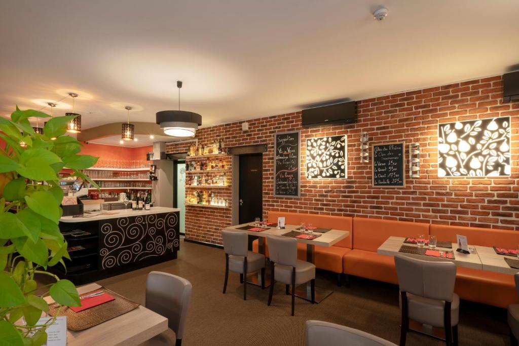 Restaurace v ubytování Hôtel Le Verger De Bischwiller