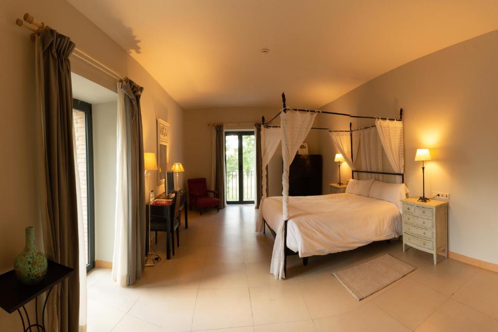 Cama o camas de una habitación en Hotel Villa Marcilla