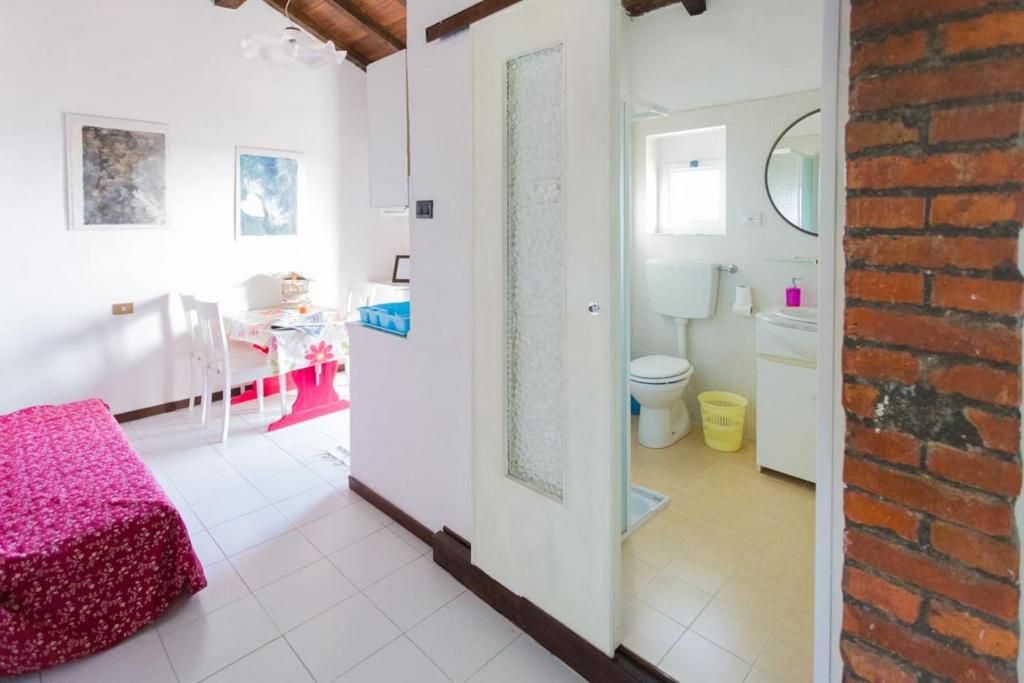 Fattoria Cristina Romantic Garden Studio with Pool & Farm Animals in Tuscany - Fenice
