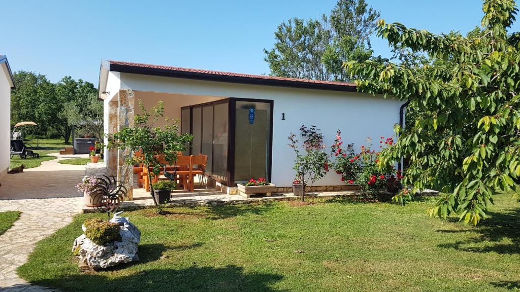 Holiday Home Kerniat - Casa De Dos Dormitorios