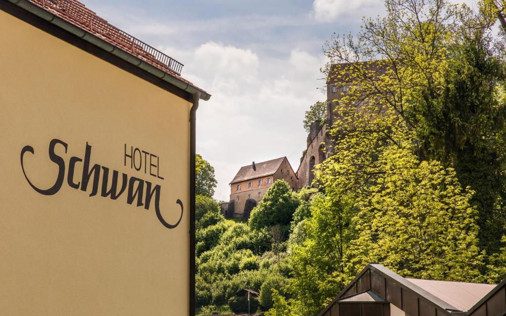 Fotografie z fotogalerie ubytování Hotel Schwan v destinaci Pottenstein