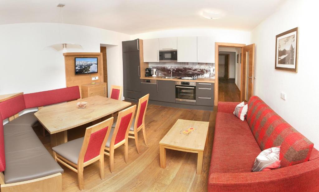 Kuchyň nebo kuchyňský kout v ubytování Tarlack Appartements Hütten 34