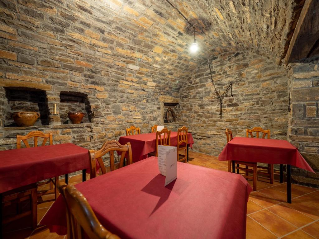 Restaurace v ubytování Casa Dueso