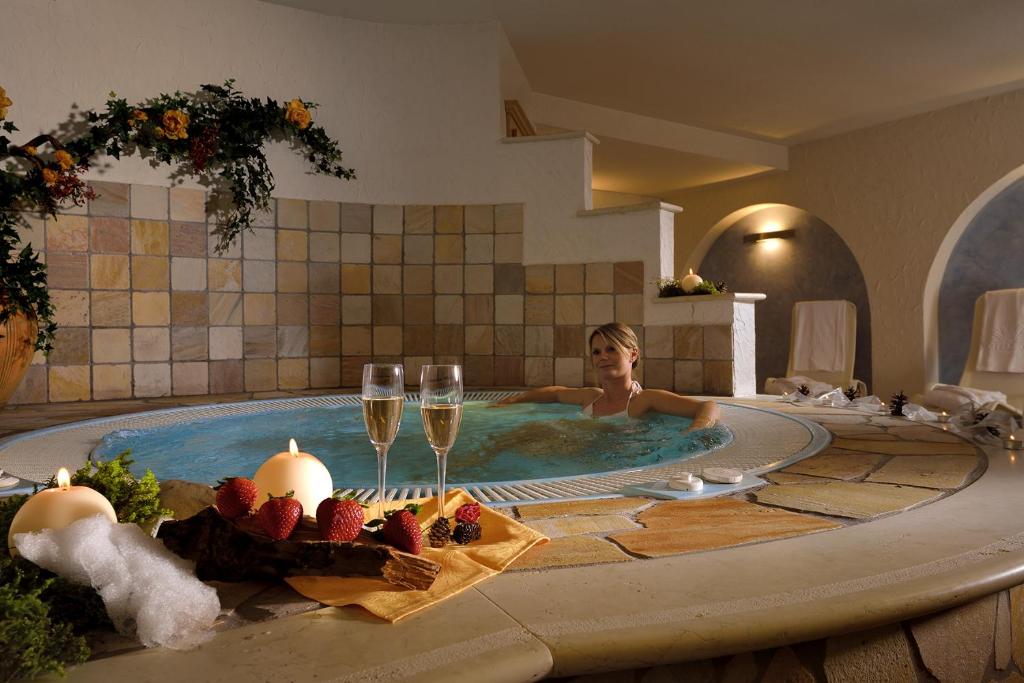 Bazén v ubytování Hotel Sole nebo v jeho okolí