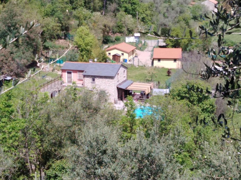 Basen w obiekcie B&b Il Rustico lub w pobliżu