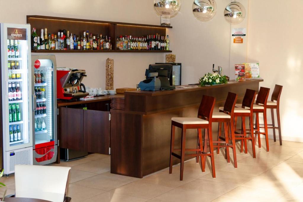Лаундж или бар в Hotel Katowice Economy