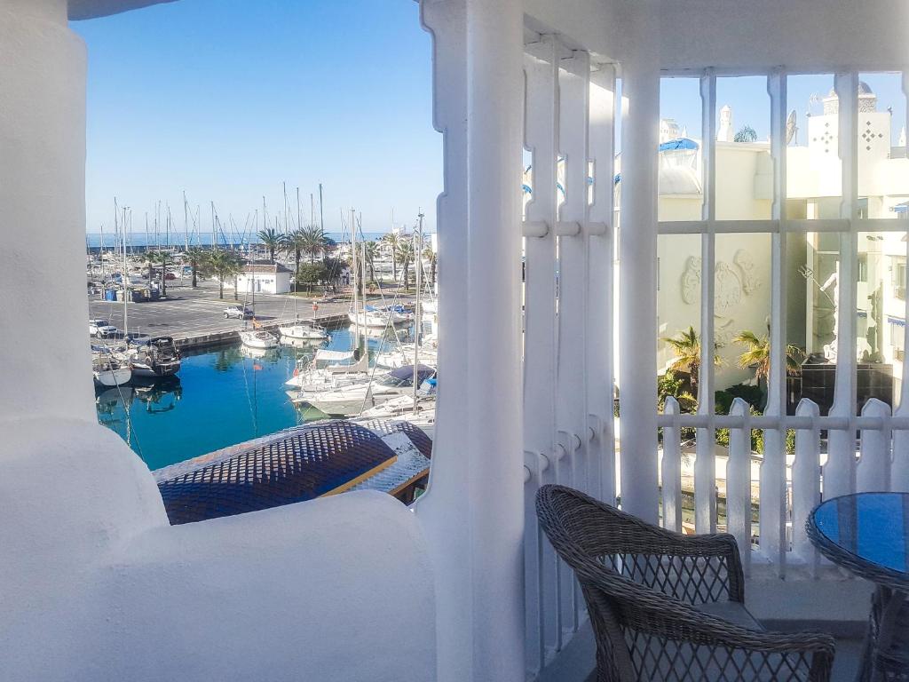 Balkón alebo terasa v ubytovaní HomelyStay-Benalmadena, Puerto Marina