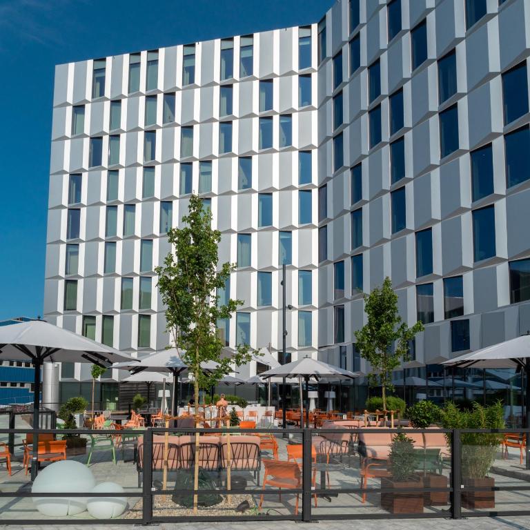 Budova, kde se hotel nachází