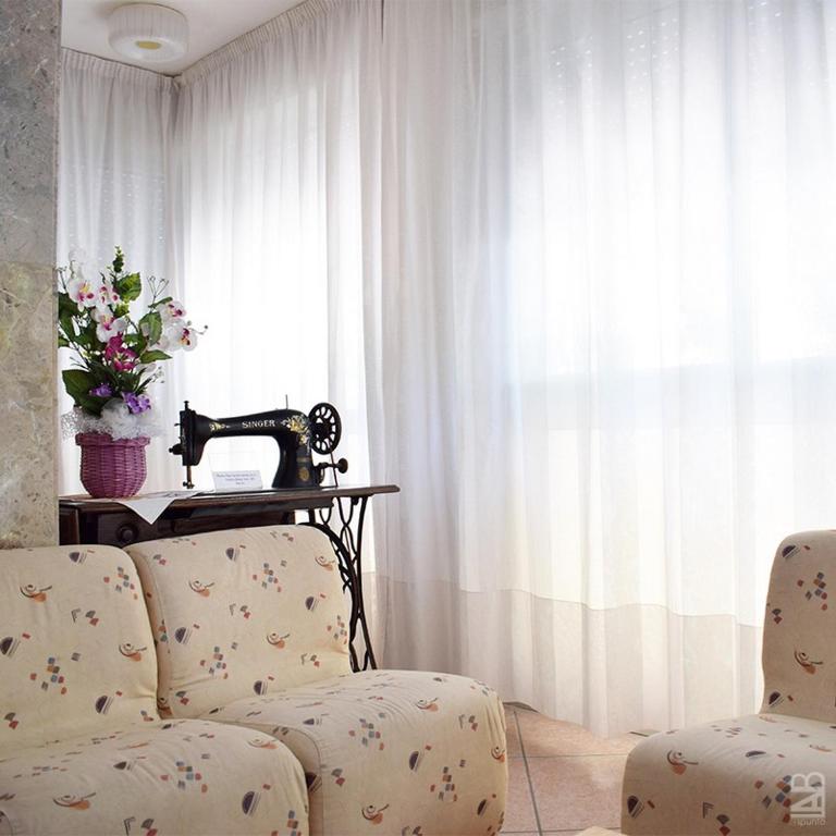 A seating area at Hotel Admiral