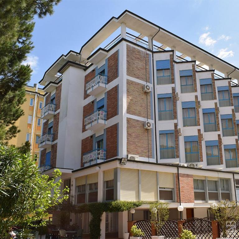 The building in which a szállodákat is located