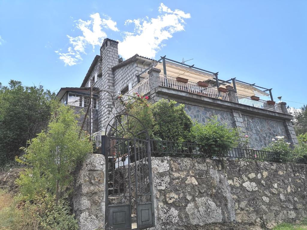 Casas y chalets Los corzos en Burgohondo, Castilla y León