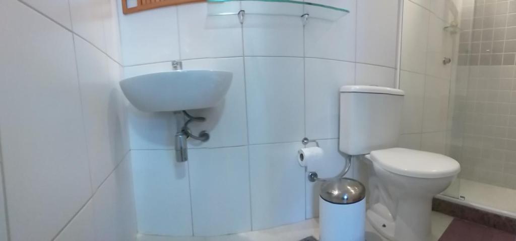  Airport Pousada