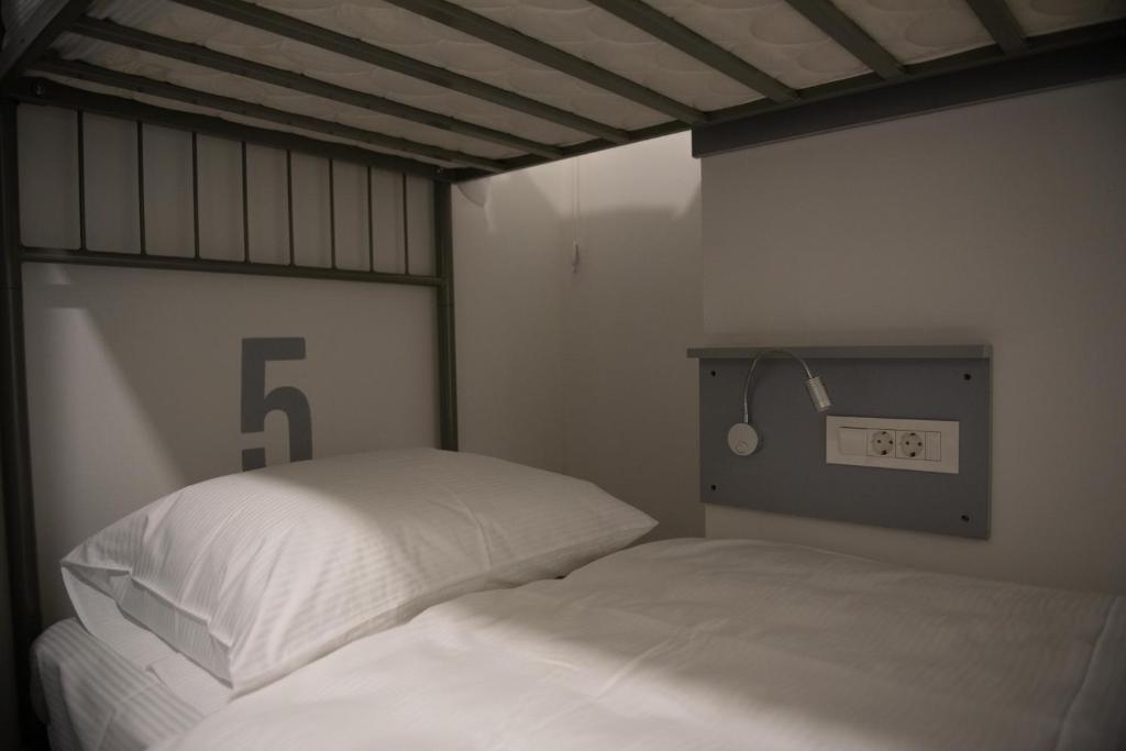 Hostel Boje - Gemengde Slaapzaal Met 6 Bedden