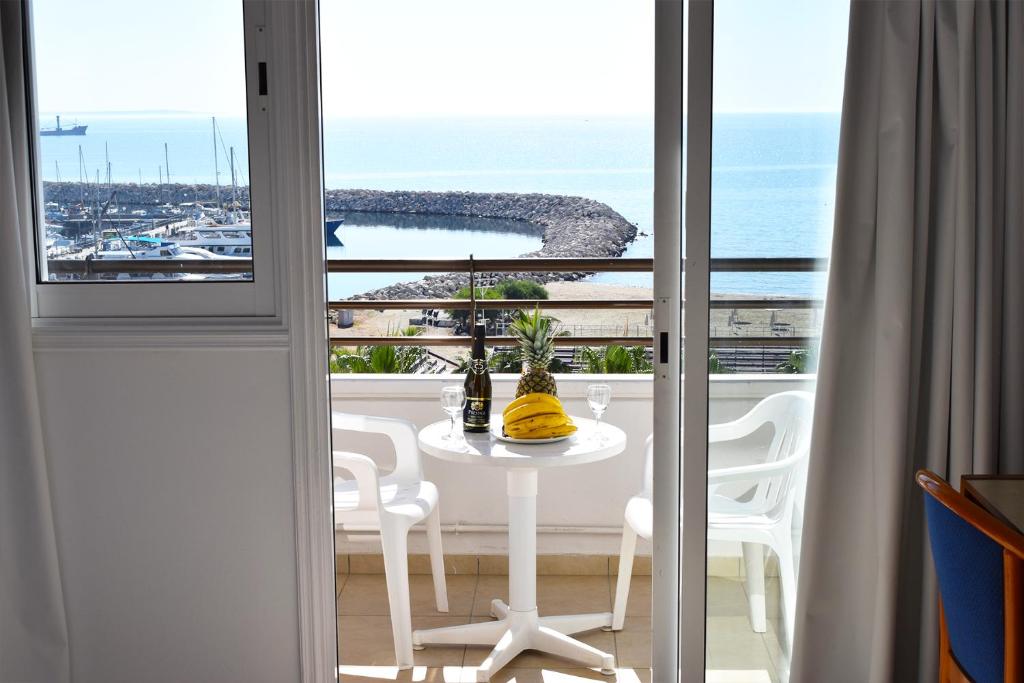 Sun Hall Beach Hotel Apartments - Studio Mit Sea View (3 Erwachsene)
