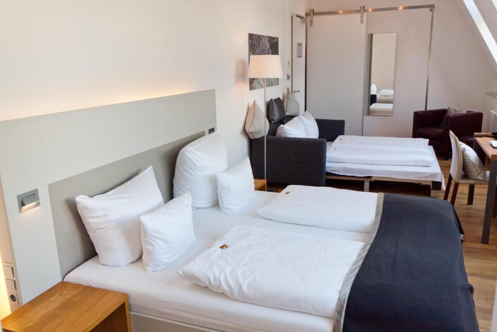 Qube Hotel Bergheim - Resim 43