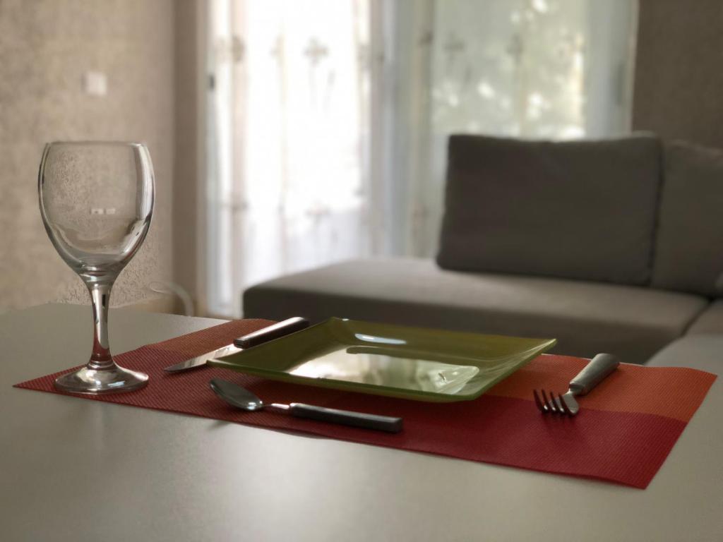 Mali i Robit Beachfront Apartment - Image 11