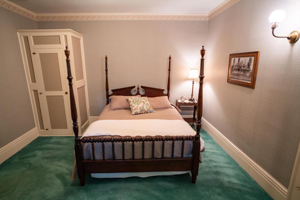 McCloud Hotel - Sala De Reina De Lujo