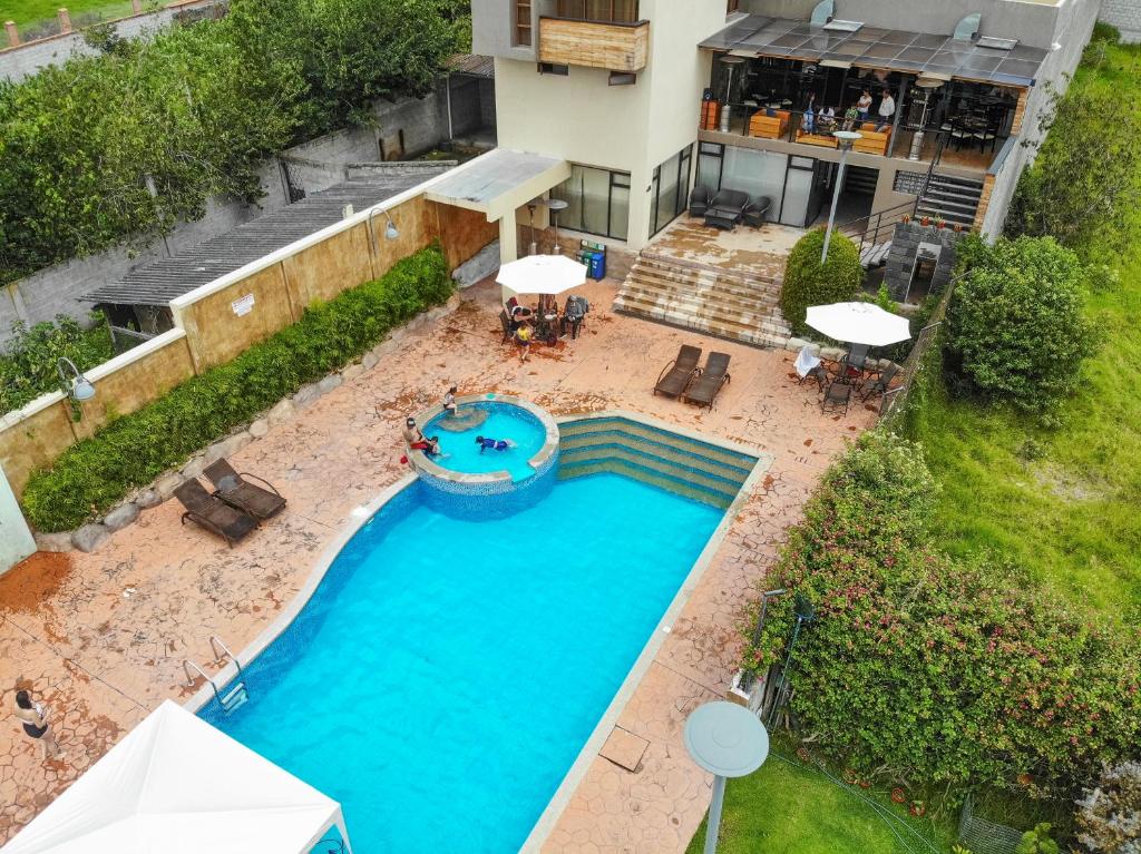 Bazén v ubytování Arhaná Hosteria & Resort nebo v jeho okolí