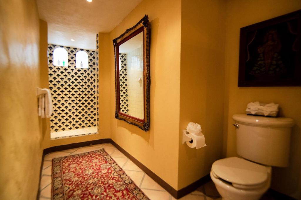 Koupelna v ubytování BellView Hotel Boutique