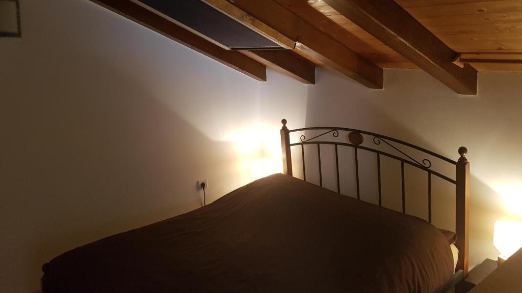 Postel nebo postele na pokoji v ubytování Stone House Istria HRIS 1