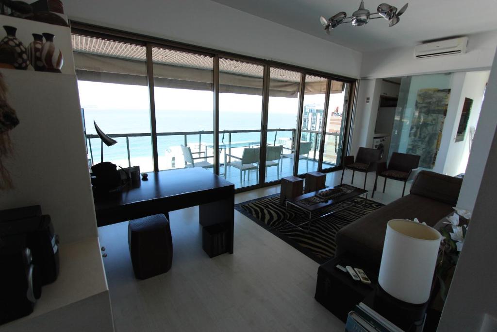  Tiffany's Ipanema 14MA