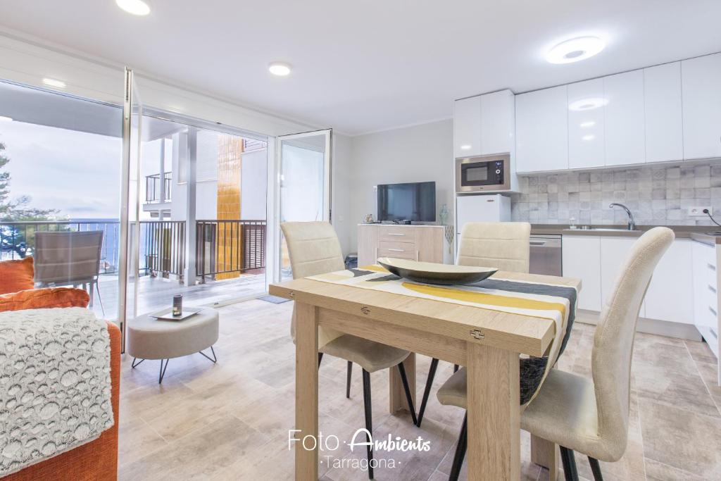 Kuchyň nebo kuchyňský kout v ubytování Apartamento Salou Vistas Mar - Piscina