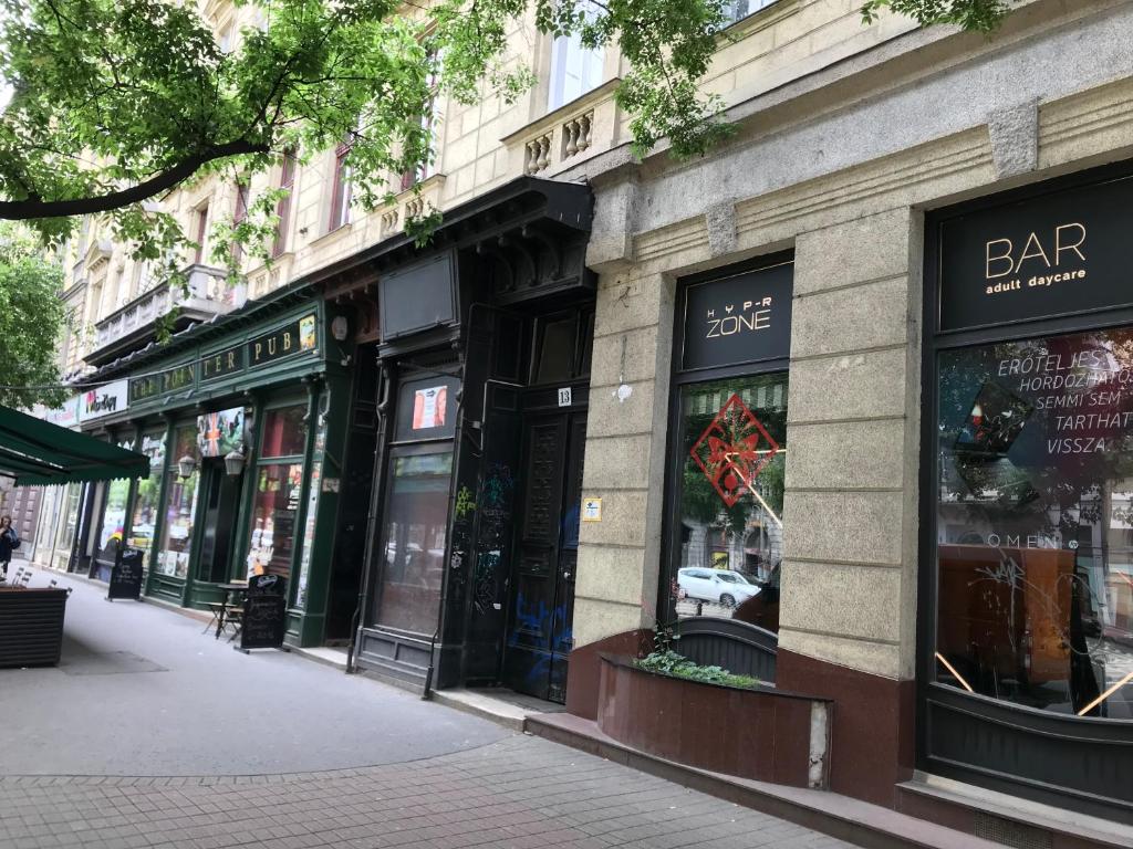 Budova, v ktorej sa apartmán nachádza