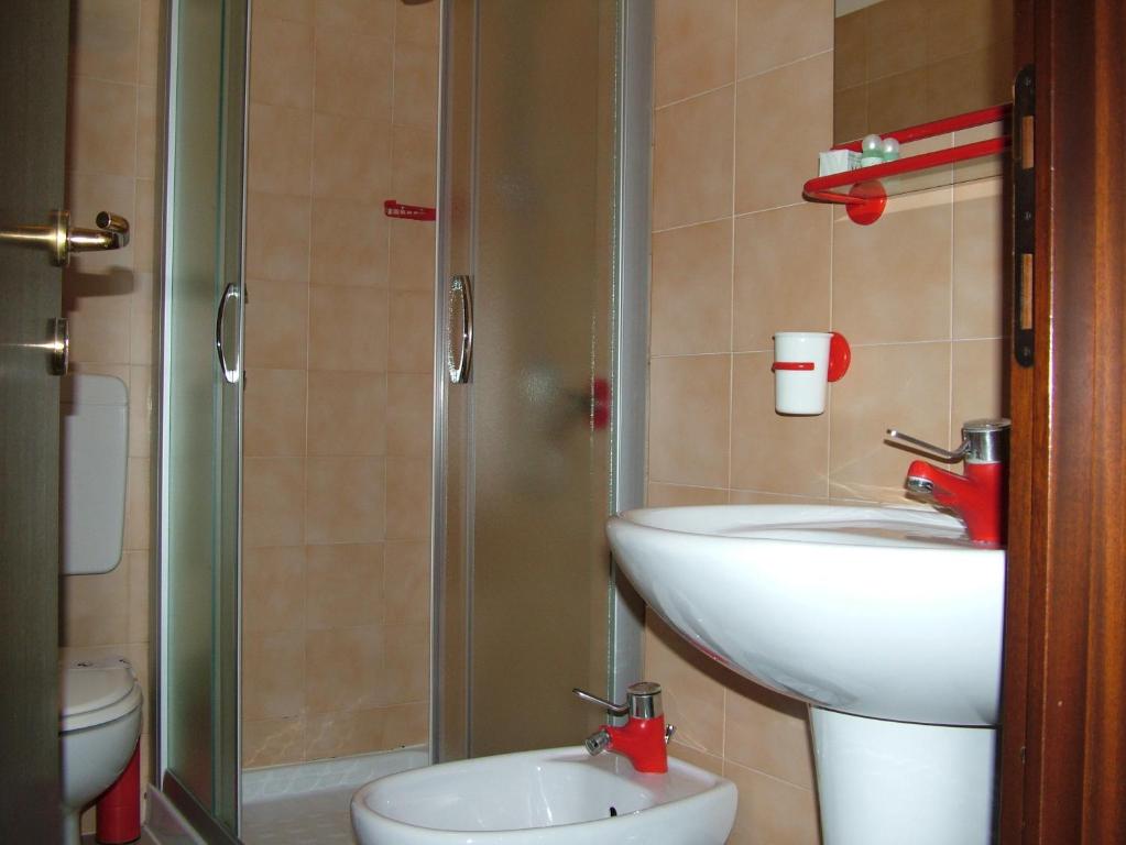 Koupelna v ubytování Hotel Marguareis