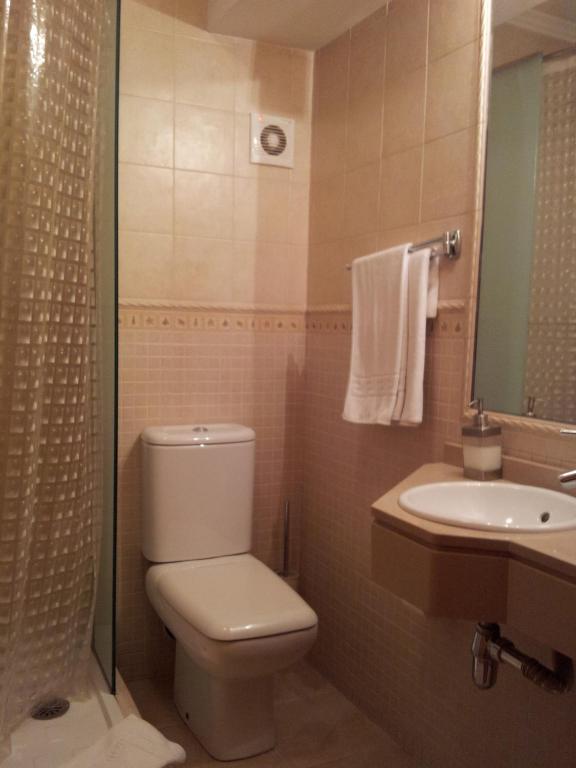 Kúpeľňa v ubytovaní Alojamientos Río Cares