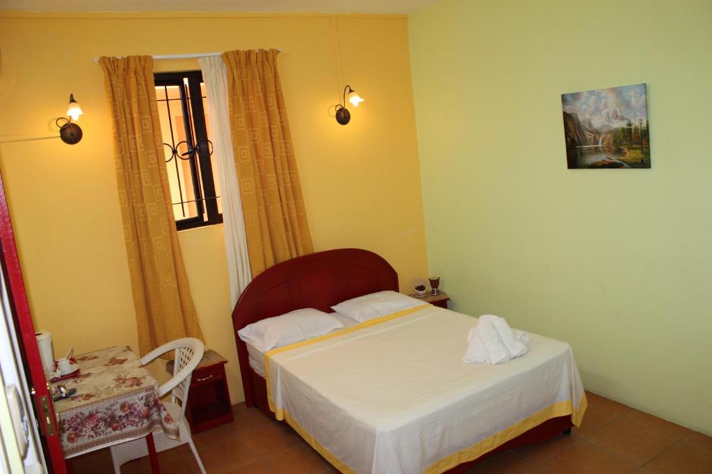 Voodi või voodid majutusasutuse SM Lodge toas