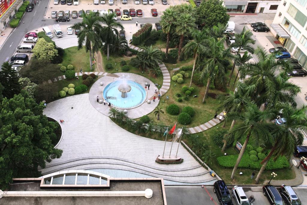 Bazén v ubytování Sanyu Hotel nebo v jeho okolí