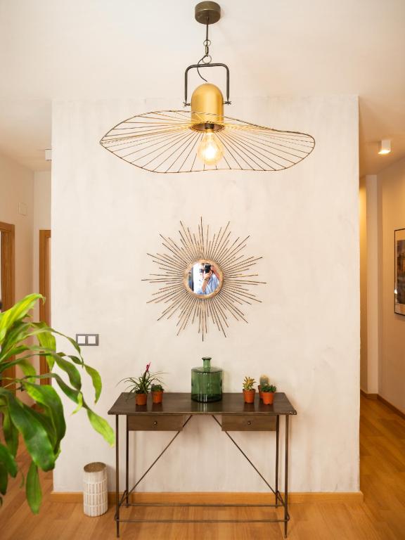 Zdjęcie z galerii obiektu Stylish Apartment in the heart of Málaga with Pool w Maladze