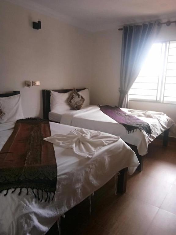 TWIN HOME Guesthouse - Standard Twin Room With AC
