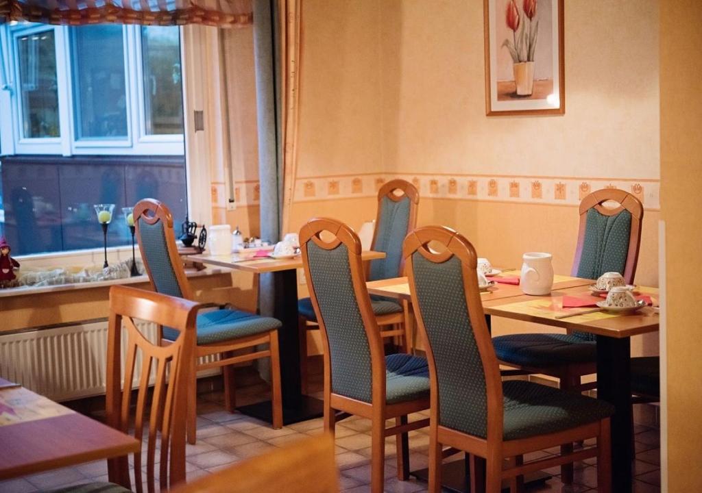 Posezení v ubytování Hotel-Pension Am Böhmepark