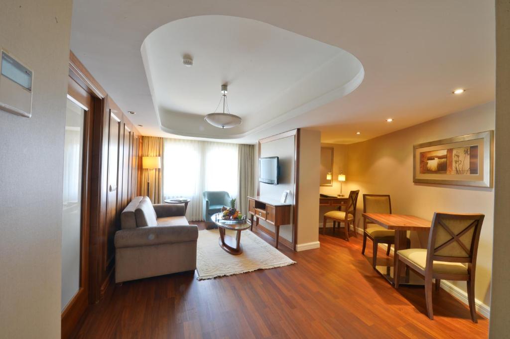 Гостиная зона в Marigold Thermal & Spa Hotel Bursa