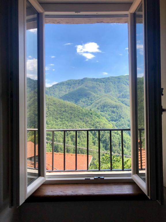 Nespecifikovaný výhled na hory nebo výhled na hory při pohledu z bed and breakfast