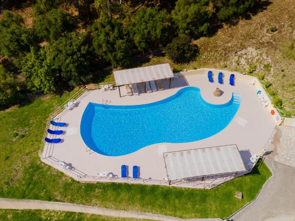 Bazén v ubytovaní Panas Hotel alebo v jeho blízkosti