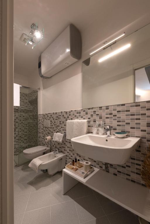 Kúpeľňa v ubytovaní L'EMPORIO ROOMS